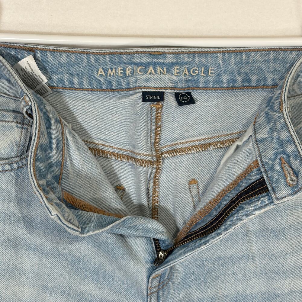American Eagle Jeans Women’s 8 Straight Leg The Mom Jean Light Wash Hi-Rise - Picture 5 of 10